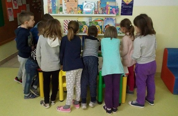 Čitam, dam, sretan sam!