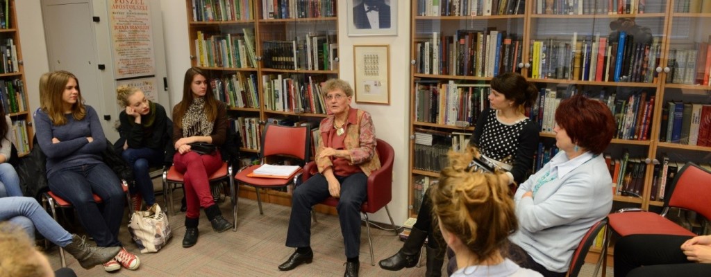 Putujemo u Delnice… Susret s književnicom Nadom Mihoković Kumrić