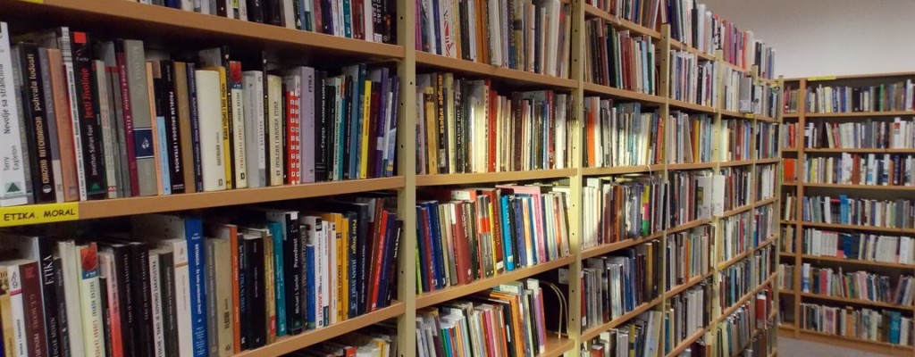 Redovno radno vrijeme knjižnice počinje u ponedjeljak 31. kolovoza 2015.