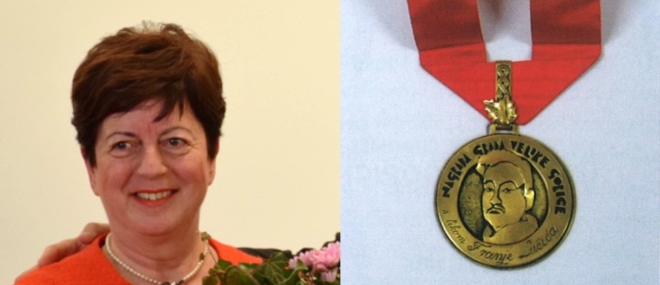 Ravnateljica Gradske knjižnice Velika Gorica Katja Matković Mikulčić nagrađena Nagradom Grada Velike Gorice s likom Franje pl. Lučića