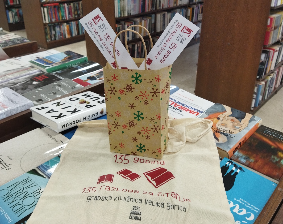 Adventsko knjiško darivanje